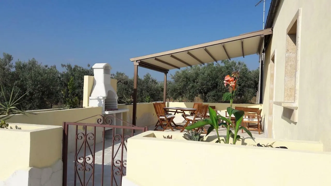 Country house Casa Del Nonnino Guest House Chiaramonte Gulfi Italy