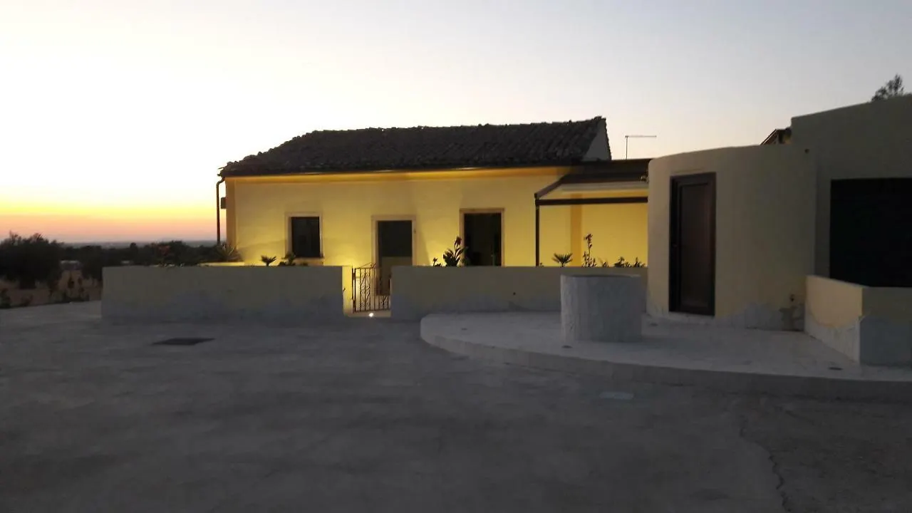 Country house Casa Del Nonnino Guest House Chiaramonte Gulfi